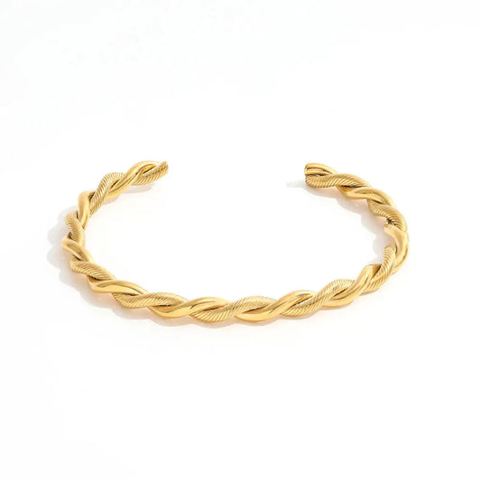 TWIST BANGLE